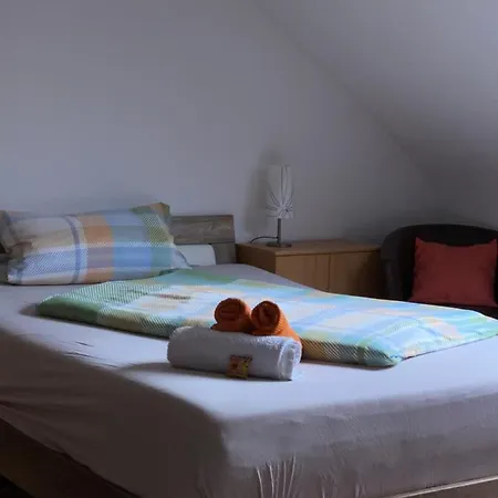 Ferienwohnung Schwetzingen シュヴェツィンゲン