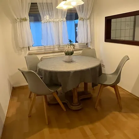 アパート Ferienwohnung Schwetzingen *